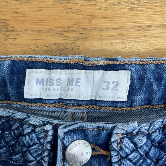 Miss Me High Rise Crop Boot Button Fly Denim Jeans Braided Waistband Size 32x26 - Picture 10 of 16